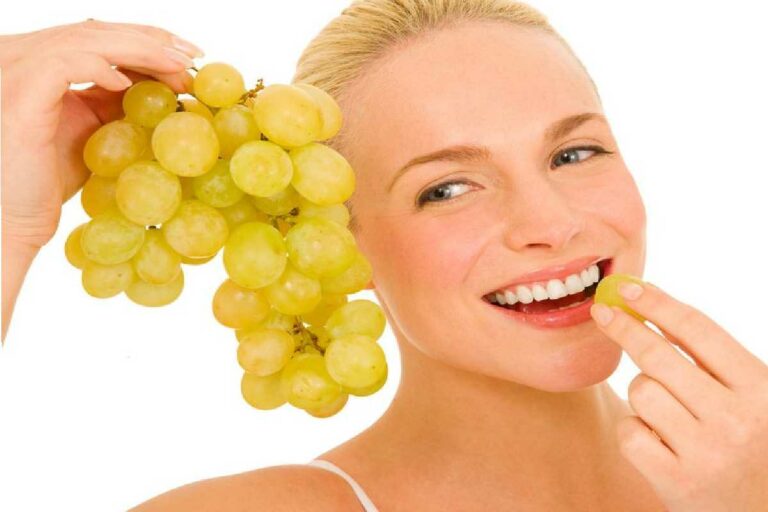 What are the Health Benefits of Grapes? –  7 Benefits of Grapes and More