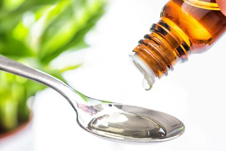 Ways Vegetarians Can Benefit From Liquid Vitamins